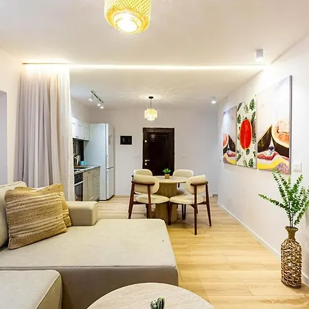 Dhermi's Icon Big 1br Ap 1