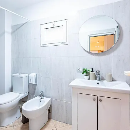 Dhermi's Icon Big 1br Ap 1 Apartment *